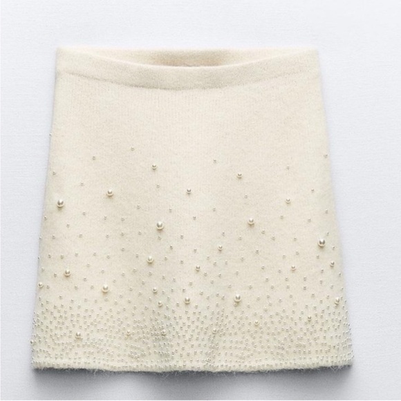 NWT ZARA KNIT SKIRT WITH PEARLS - Picture 1 of 7